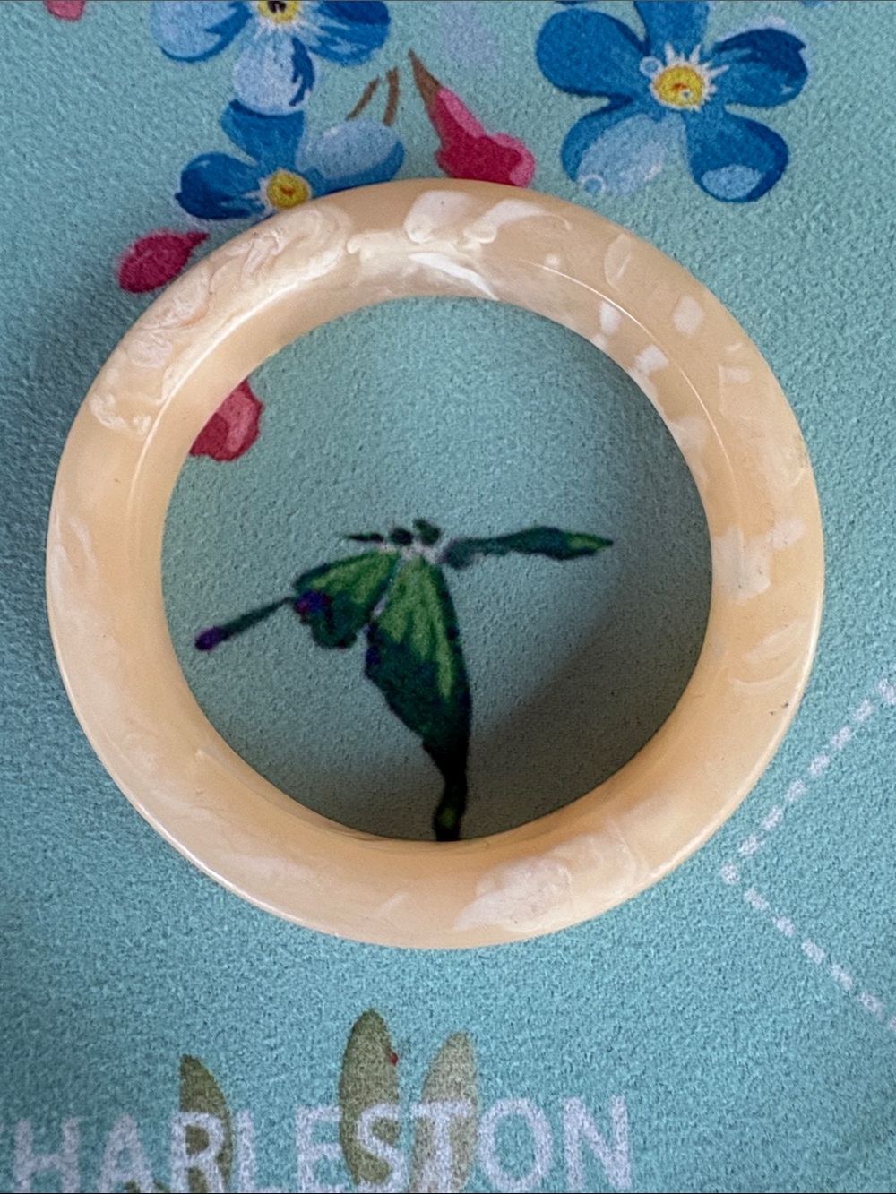 RARE MARBLED VINTAGE BAKELITE BANGLE BRACELET